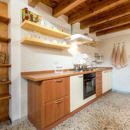 Pizzicarella By Palazzo Refolo Apartmán